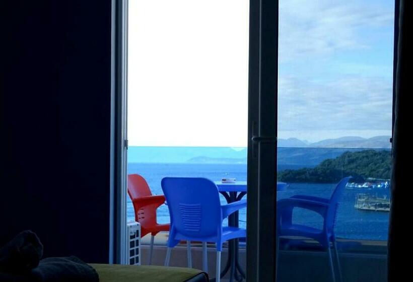 בית מלון כפרי De Luna