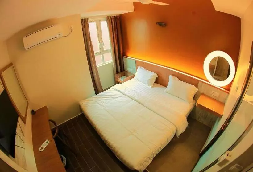 Hotelli Pantai Regal Boutique