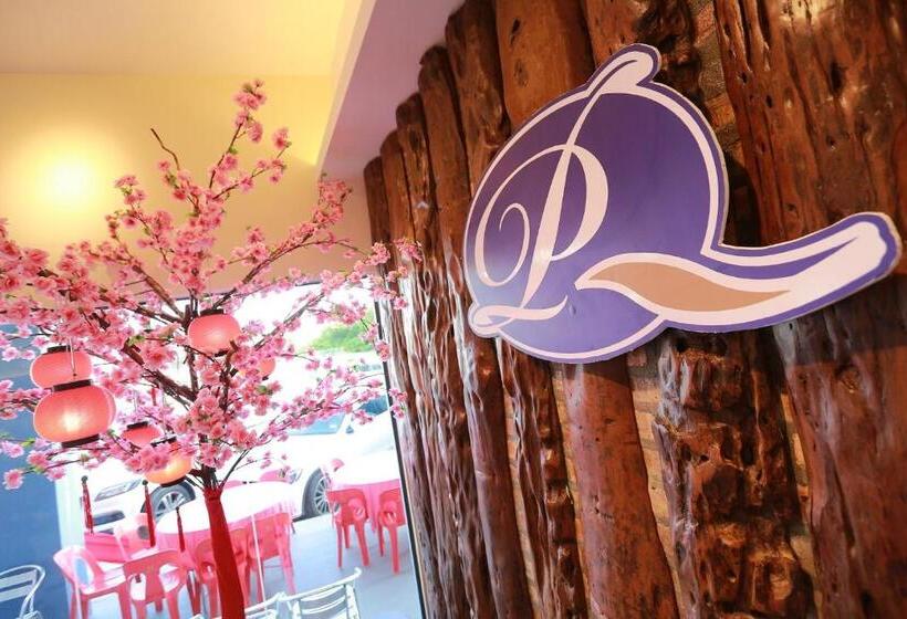 בית מלון כפרי Pantai Regal Boutique