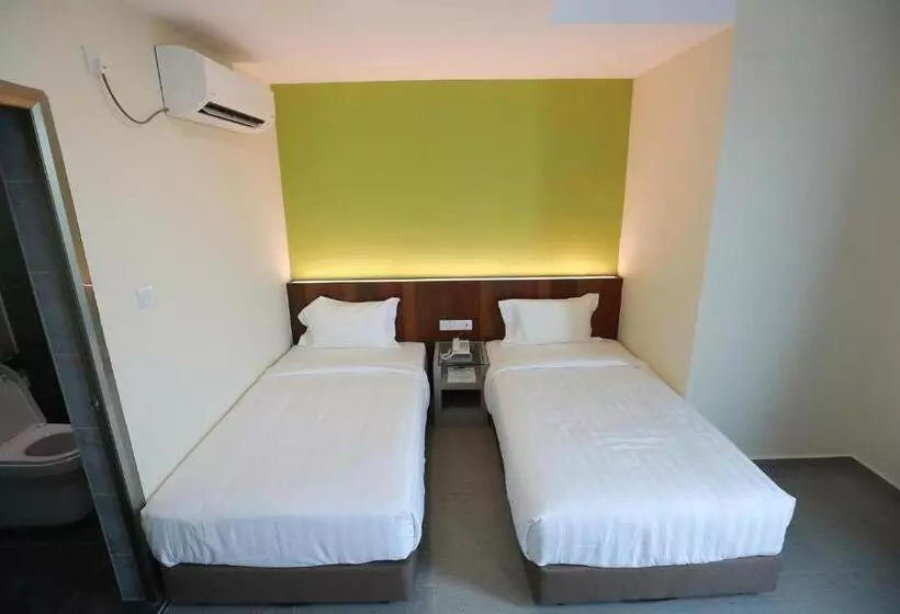 Hotelli Pantai Regal Boutique