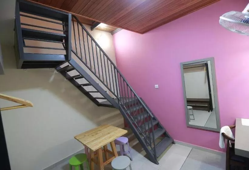 Hotelli Pantai Regal Boutique