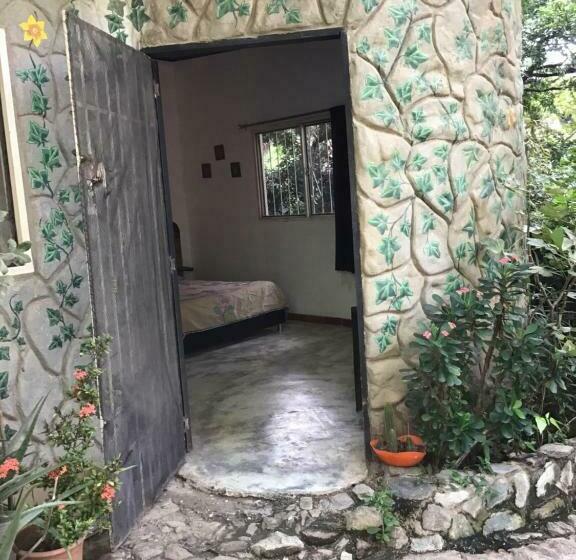 פנסיון Casa Bella