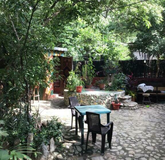 פנסיון Casa Bella