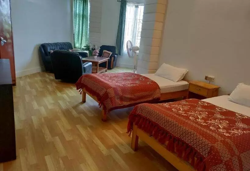 ペンション The Shillong Hills Guest House