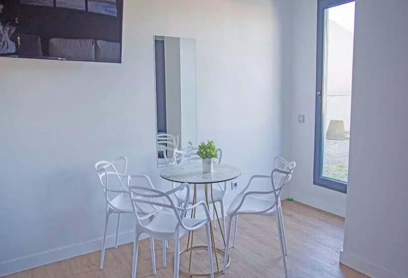 Apartamentos Santander Maliaño Suites 3000