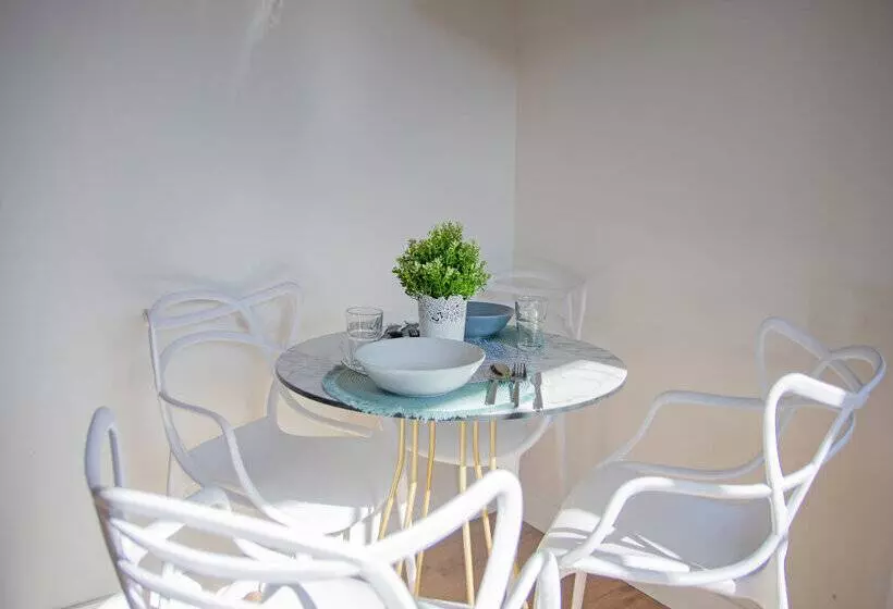 Apartamentos Santander Maliaño Suites 3000