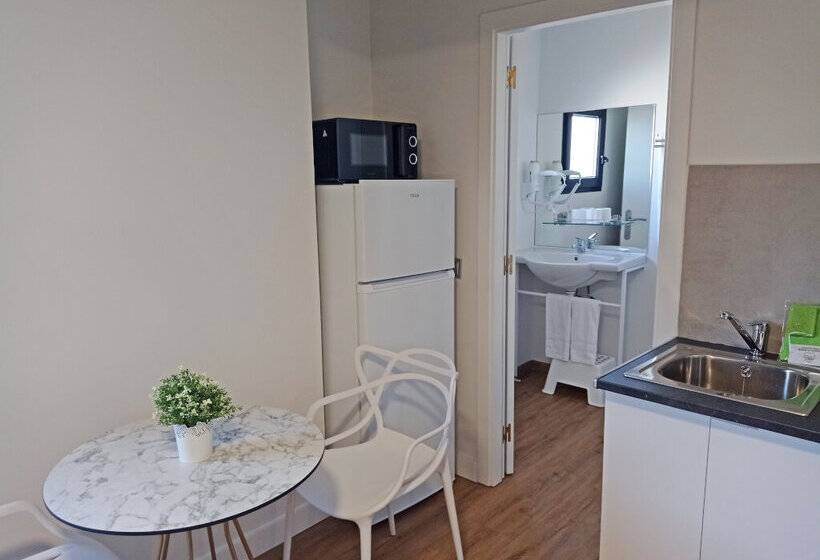 Apartamentos Santander Maliaño Suites 3000