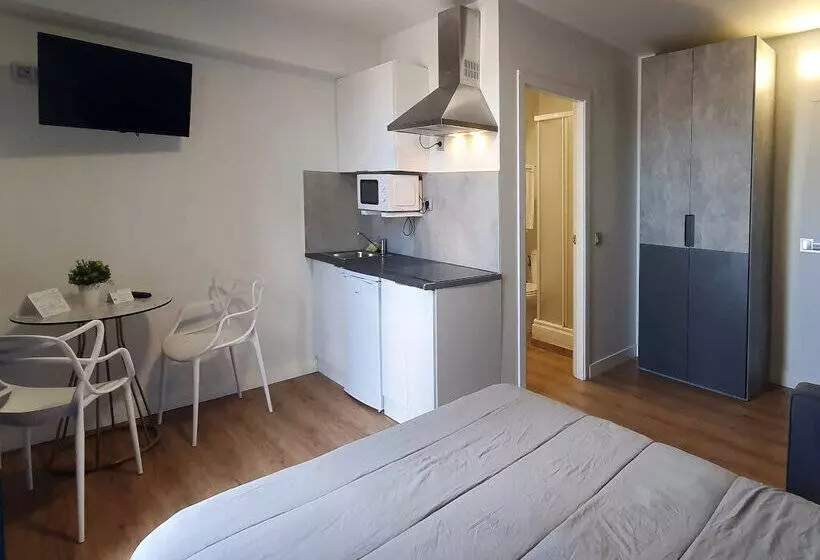 Apartamentos Santander Maliaño Suites 3000