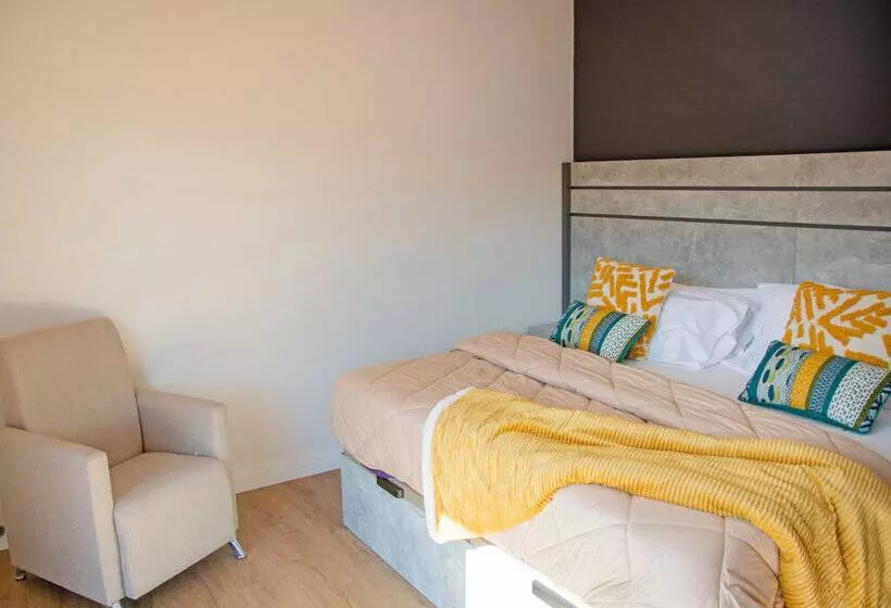 Apartamentos Santander Maliaño Suites 3000