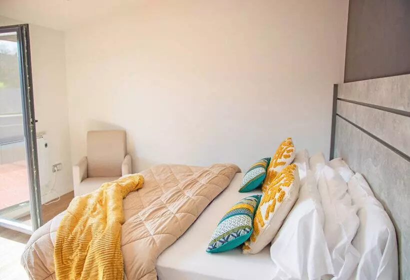 Apartamentos Santander Maliaño Suites 3000