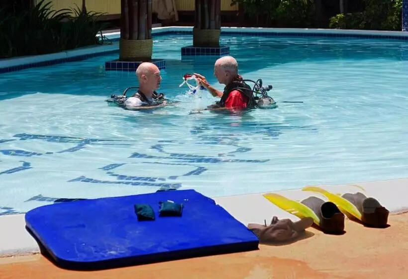 Bolongo Bay Beach Resort All Inclusive