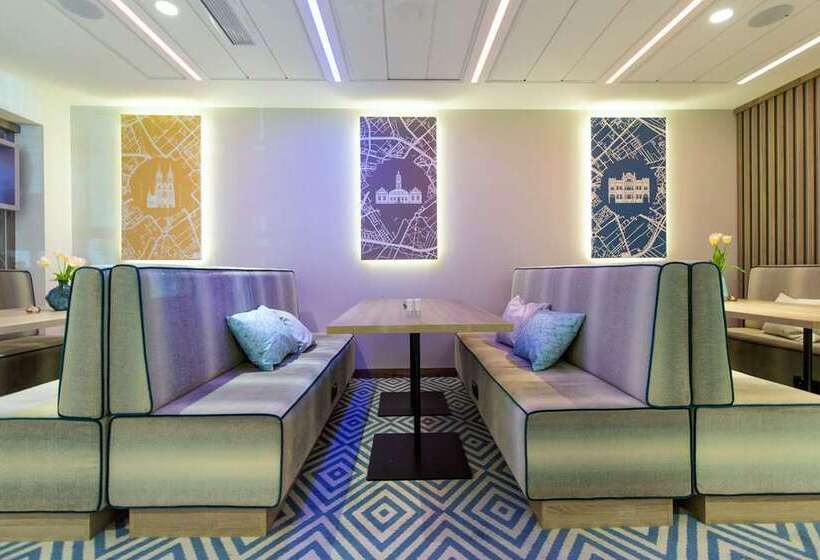 Отель Hampton By Hilton Bialystok