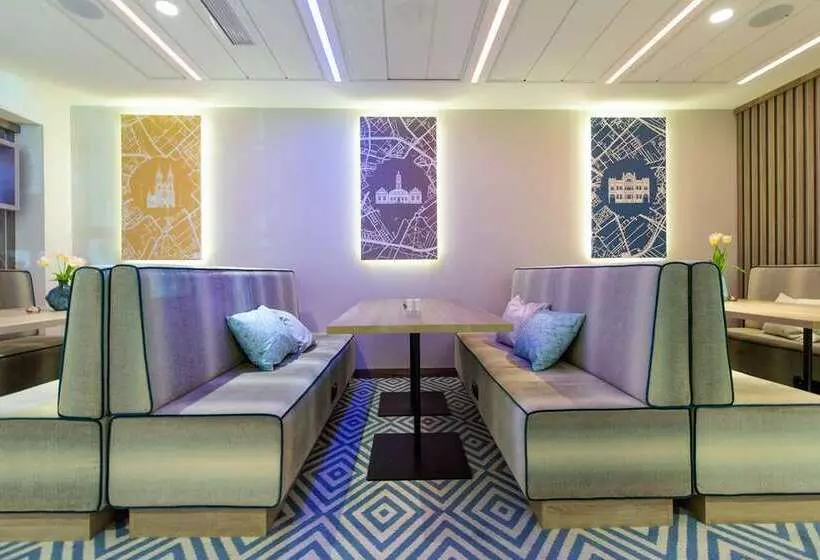 Hotelli Hampton By Hilton Bialystok