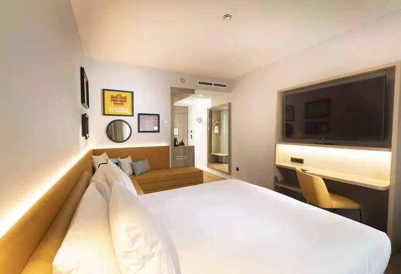 Hotelli Hampton By Hilton Bialystok