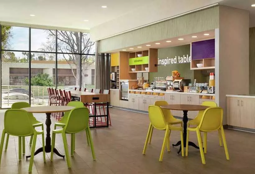 ホテル Home2 Suites By Hilton Woodland Hills