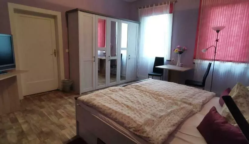 Hotelli Lindenhof L1