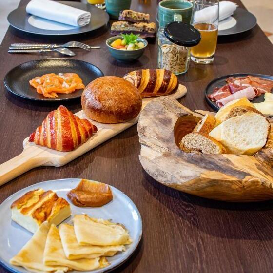 فندق Logis L Auberge   Maison Glenn Anna