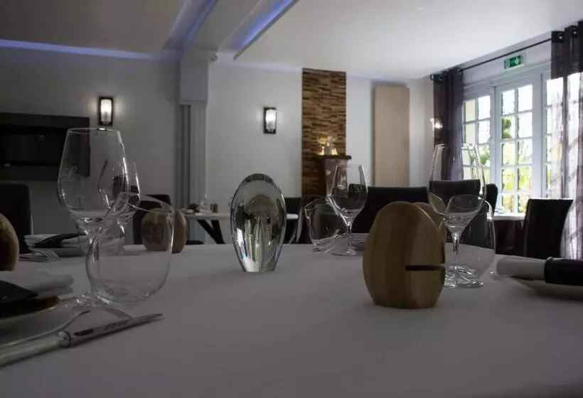 ホテル Logis L Auberge   Maison Glenn Anna