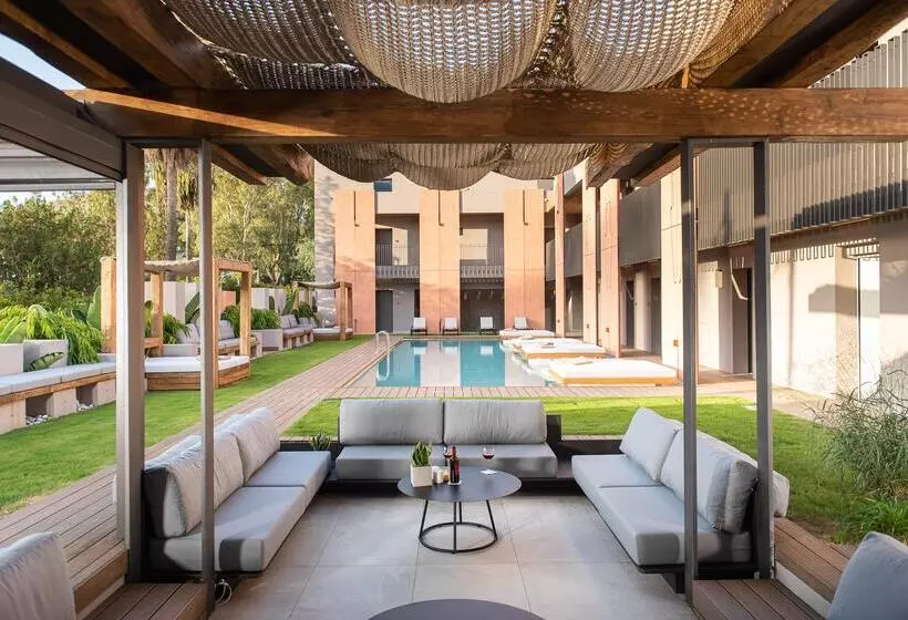 Pilot Amphora Boutique Hotel Adults Only