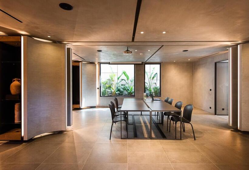 Pilot Amphora Boutique Hotel Adults Only