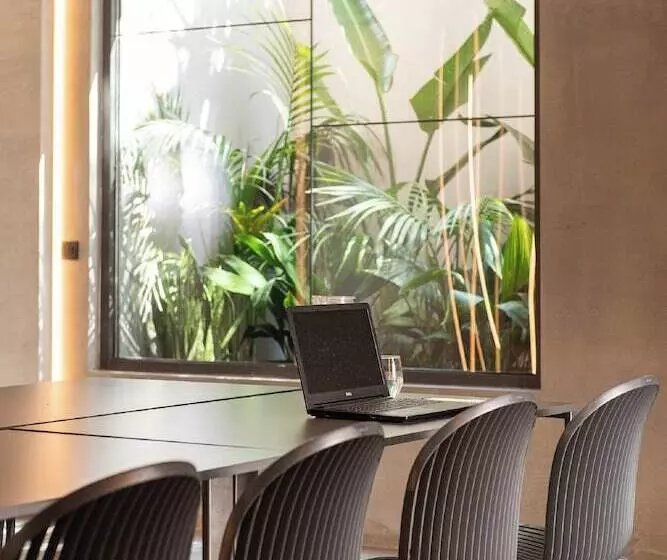 Pilot Amphora Boutique Hotel Adults Only