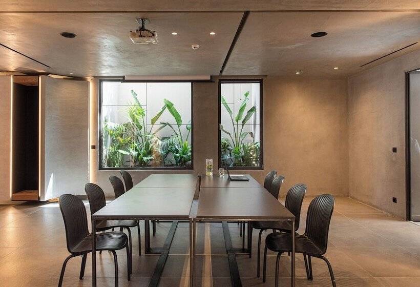 Pilot Amphora Boutique Hotel Adults Only