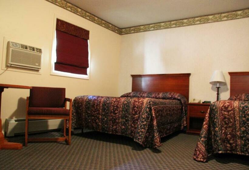 فندق على الطريق Potsdam Inn