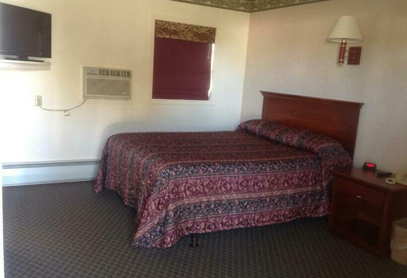 فندق على الطريق Potsdam Inn