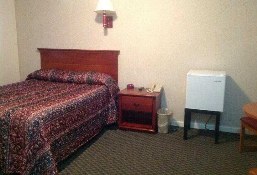 فندق على الطريق Potsdam Inn