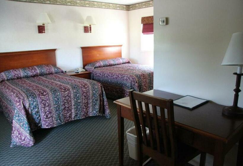 فندق على الطريق Potsdam Inn