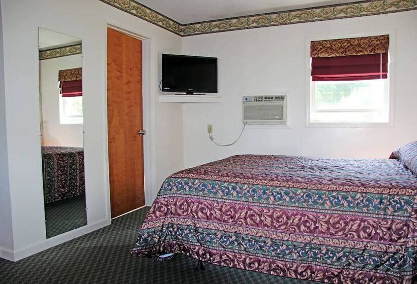 فندق على الطريق Potsdam Inn