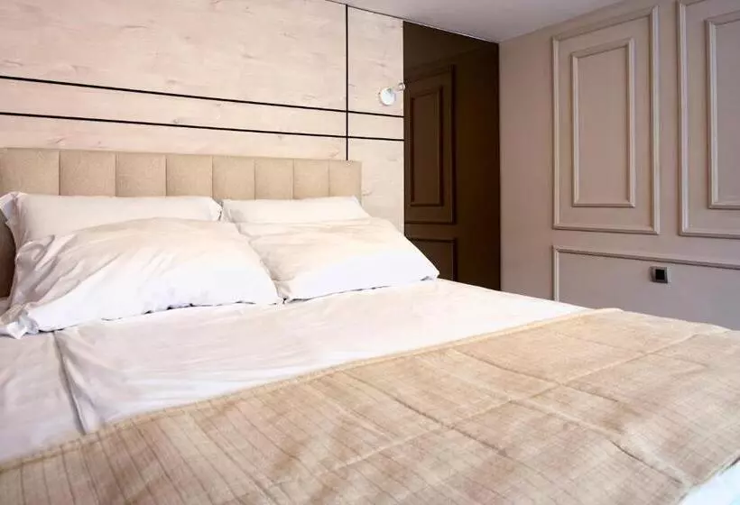 Garni Boutique Hotel Arta