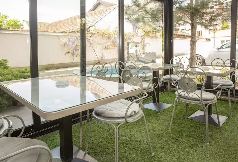 Garni Boutique Hotel Arta