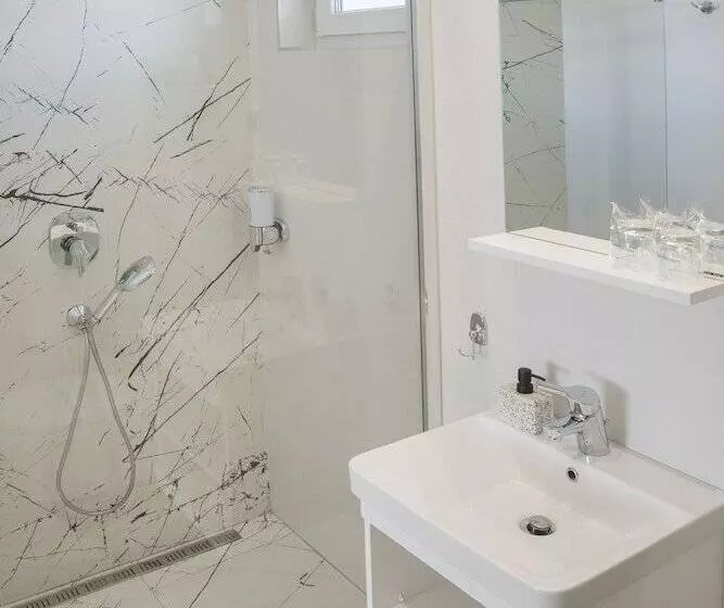 Garni Boutique Hotel Arta