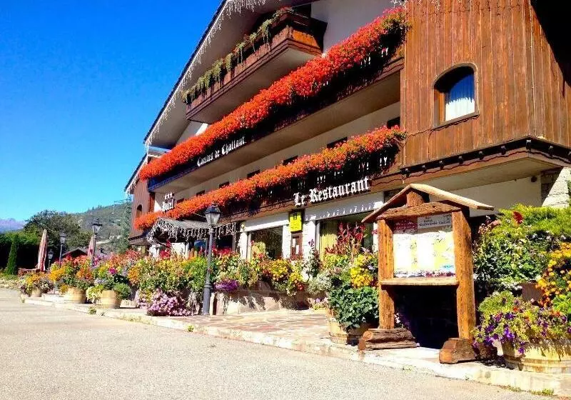 호텔 Comtes De Challant Albergo Etico Valle D Aosta