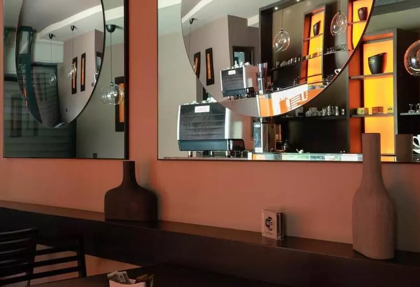 Отель Del Corso