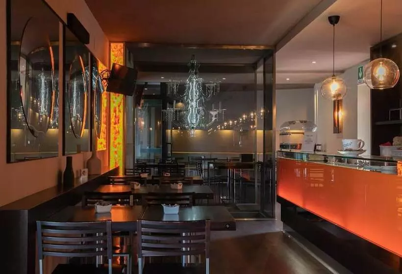 Отель Del Corso