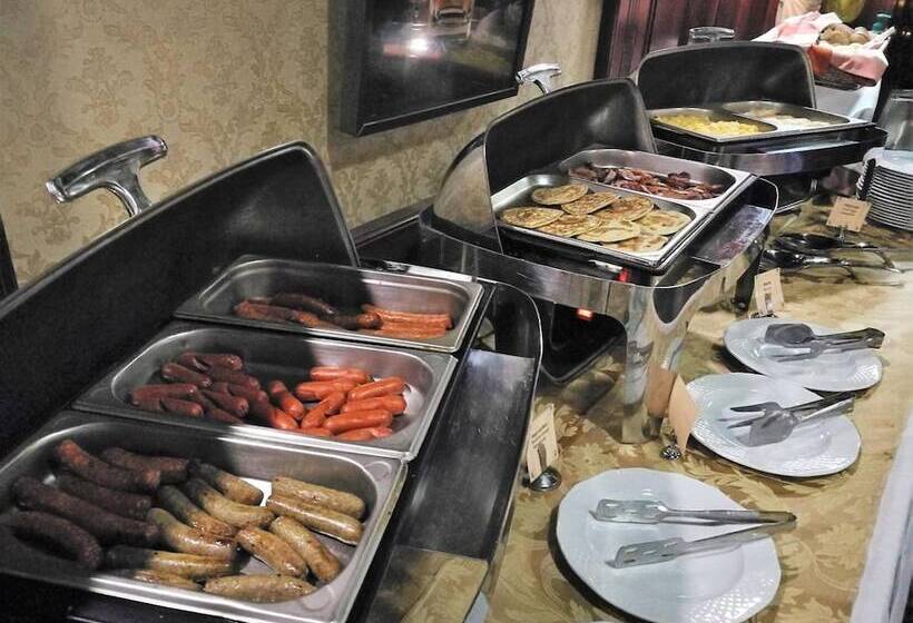 Hotel Golden Ball Club