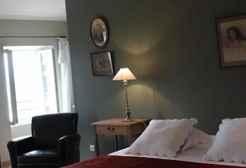 Отель Hôtel De Mirmande