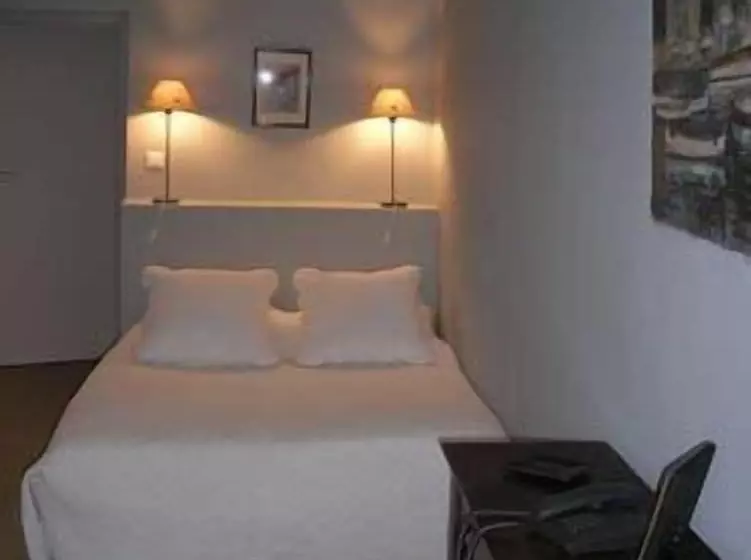 Отель Hôtel De Mirmande