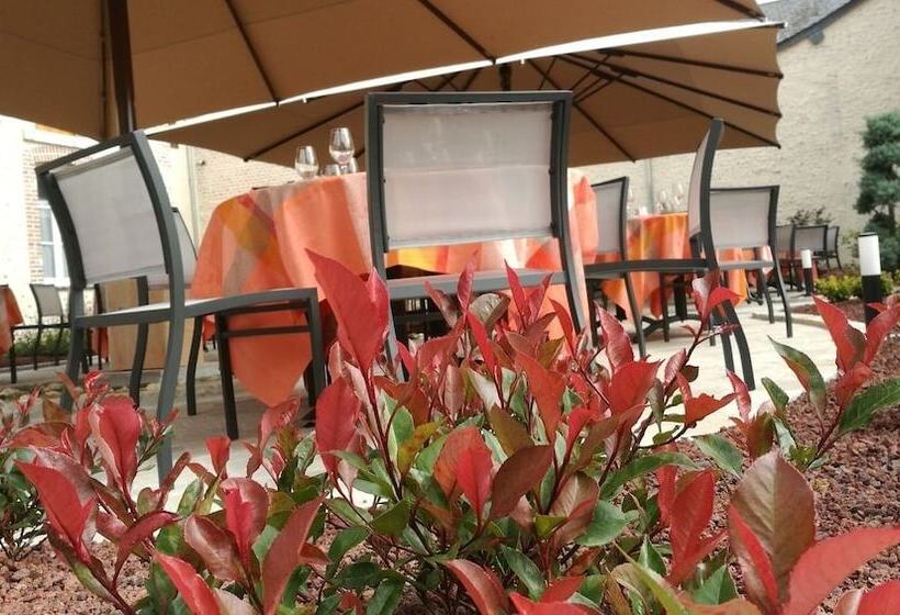 ホテル La Chaumiere