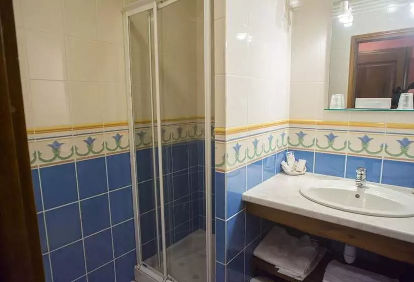 Отель La Chaumiere