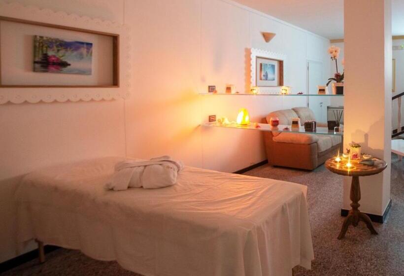 בית מלון כפרי Luna Lido