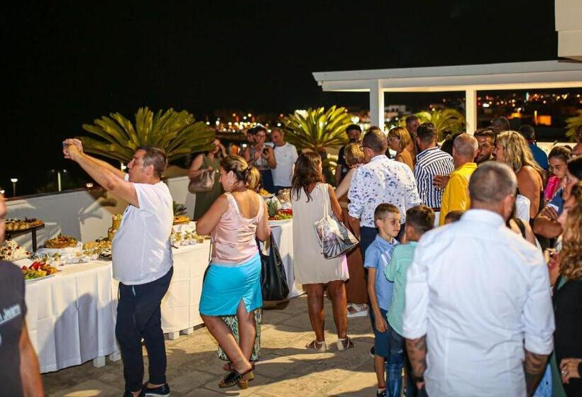 בית מלון כפרי Luna Lido