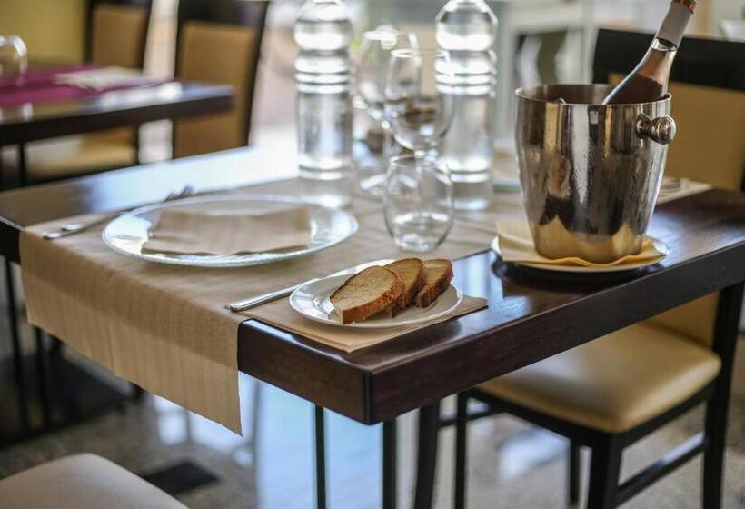 בית מלון כפרי Luna Lido