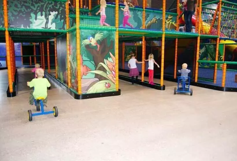 בית מלון כפרי Onlysleep Trafikcenter