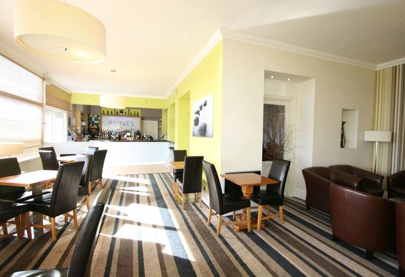 בית מלון כפרי Pentire