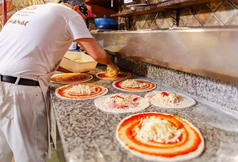 호텔 &restaurant Armanac De Toubie