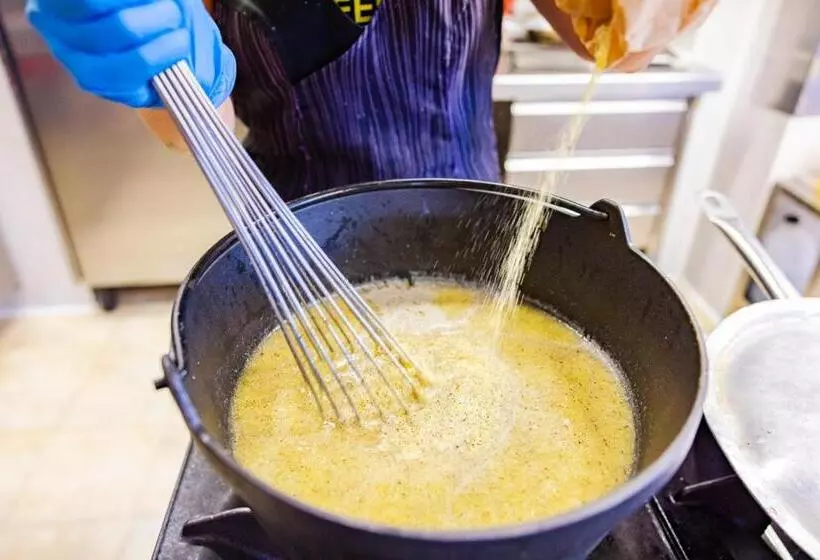 호텔 &restaurant Armanac De Toubie