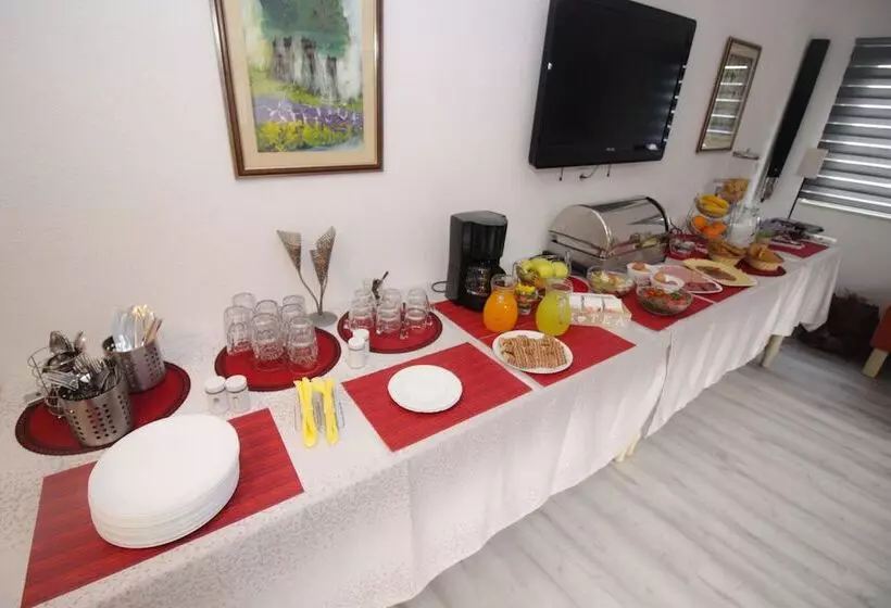 مُتل Villa Deny Mostar With Free Parking